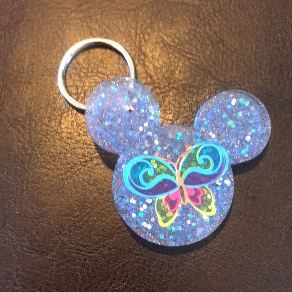 Pretty glitter keychain - Picture 2 of 4